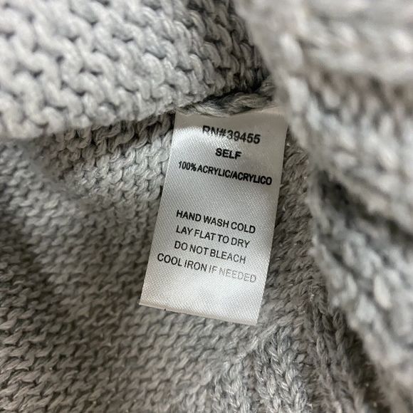 WOW Couture Womens Gray Knit Pullover Sweater Size Large Woven Detail Crewneck - Picture 4 of 6